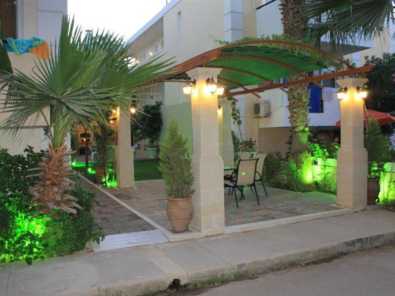 بلاتانيز Varvaras Diamond Hotel المظهر الخارجي الصورة