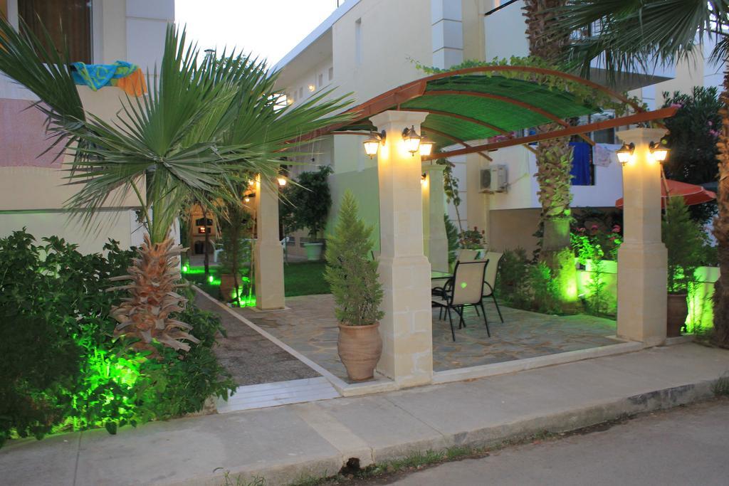 بلاتانيز Varvaras Diamond Hotel المظهر الخارجي الصورة