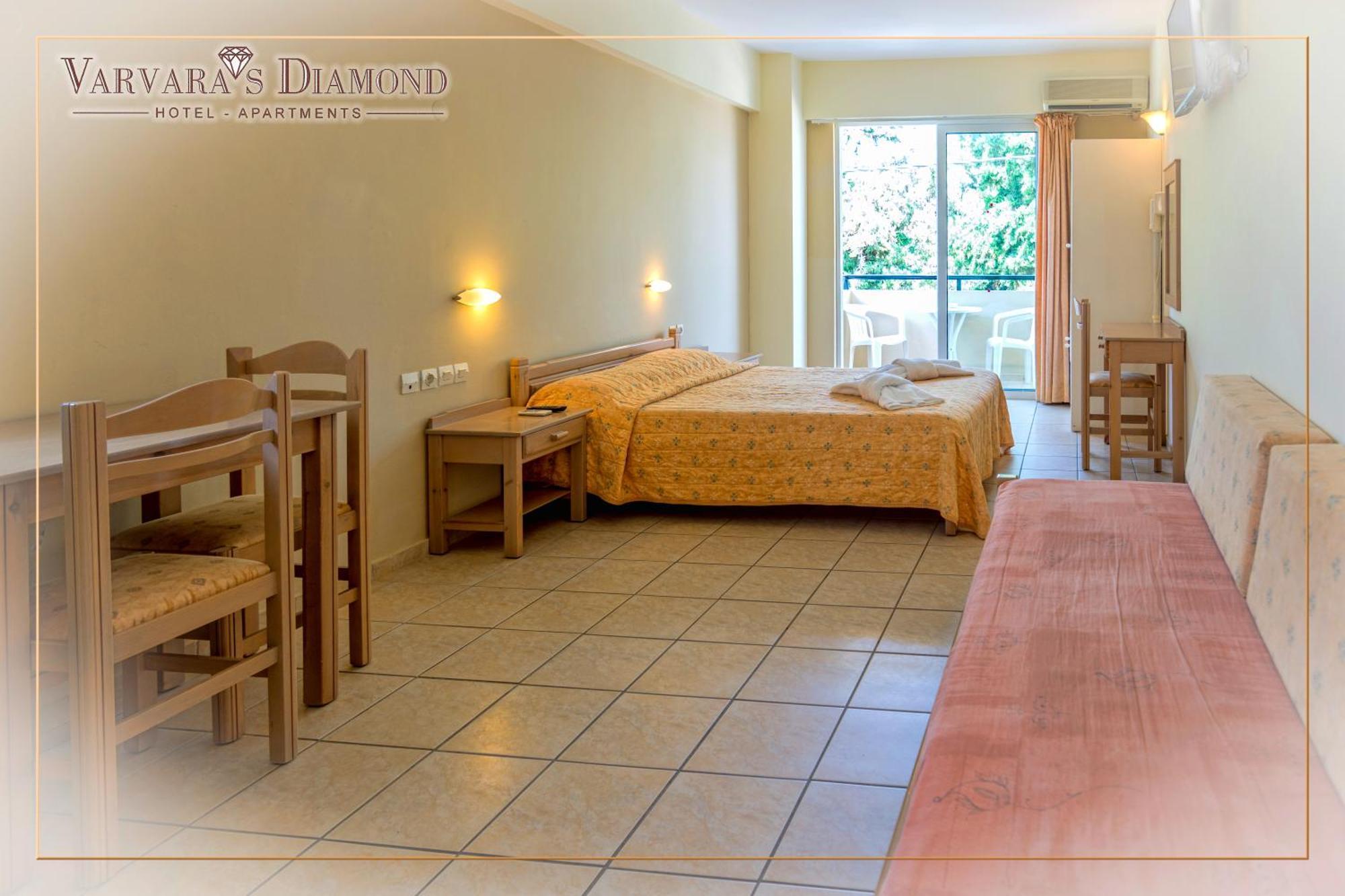 بلاتانيز Varvaras Diamond Hotel الغرفة الصورة